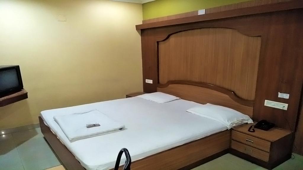 Hotel Paul Heights Jharsuguda Bagian luar foto