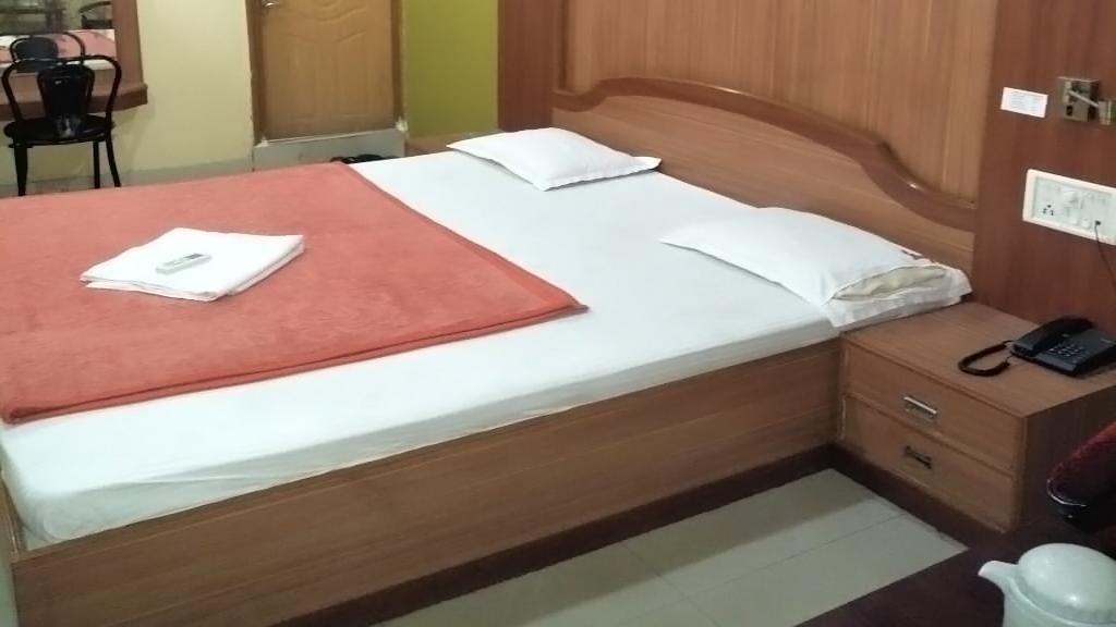 Hotel Paul Heights Jharsuguda Bagian luar foto
