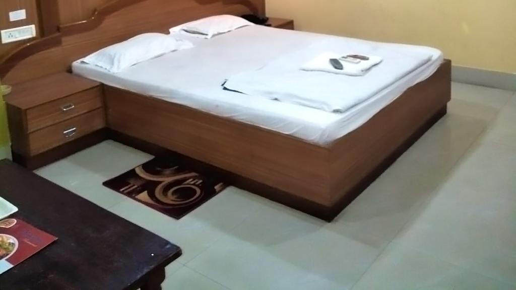Hotel Paul Heights Jharsuguda Bagian luar foto
